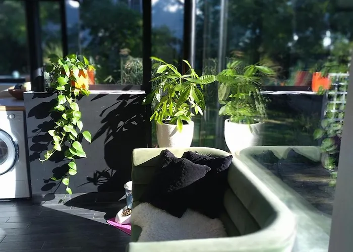 West Heaven Valley * Ghent